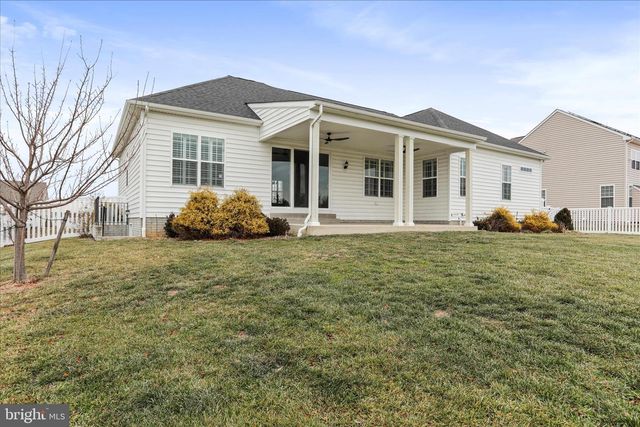 13212 JOHN MARTIN DR, Williamsport, MD 21795