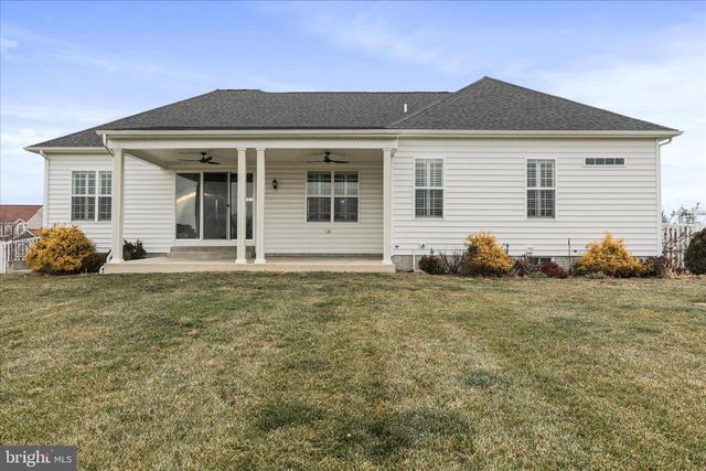 13212 JOHN MARTIN DR, Williamsport, MD 21795