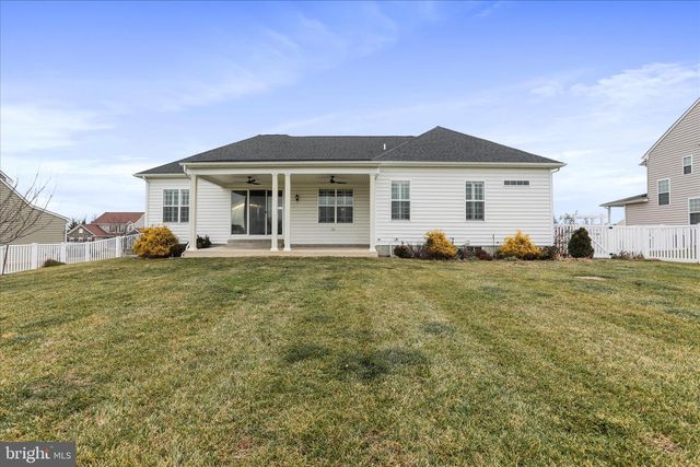 13212 JOHN MARTIN DR, Williamsport, MD 21795