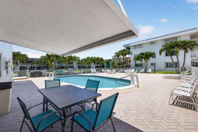 112 Doolen Ct 306, North Palm Beach, FL 33408