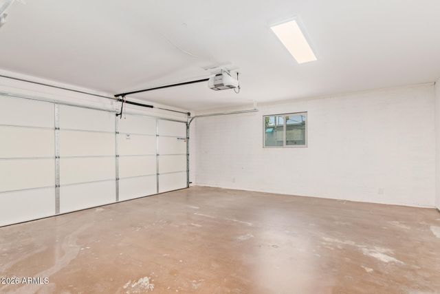 1809 E CONCORDA Drive, Tempe, AZ 85282