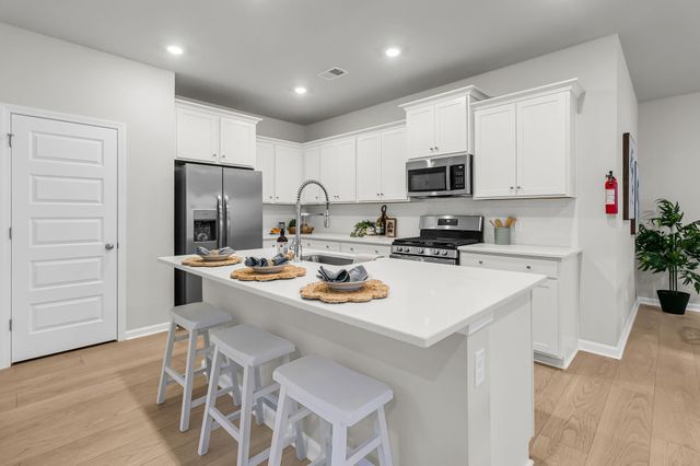1040 Grace Field Avenue, Summerville, SC 29485