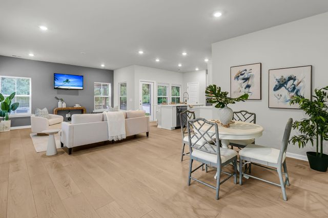 1040 Grace Field Avenue, Summerville, SC 29485