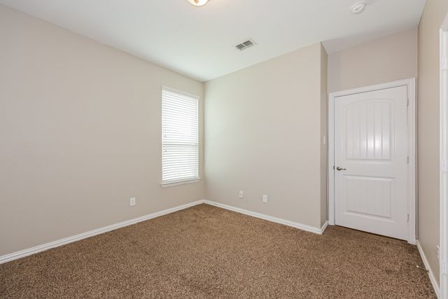 3213 Charing Cross Road, Midlothian, TX 76065