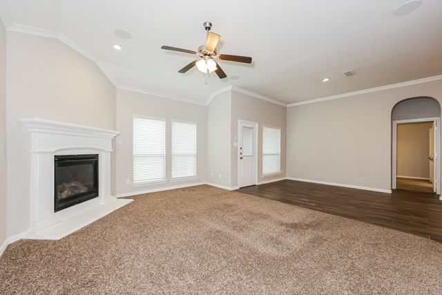 3213 Charing Cross Road, Midlothian, TX 76065