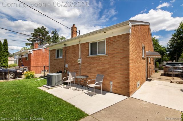 3220 Alice Street, Dearborn, MI 48124