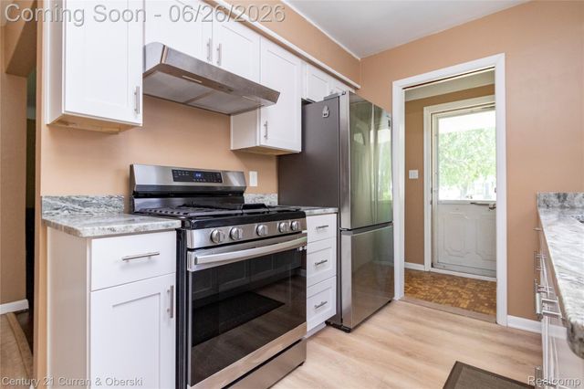 3220 Alice Street, Dearborn, MI 48124