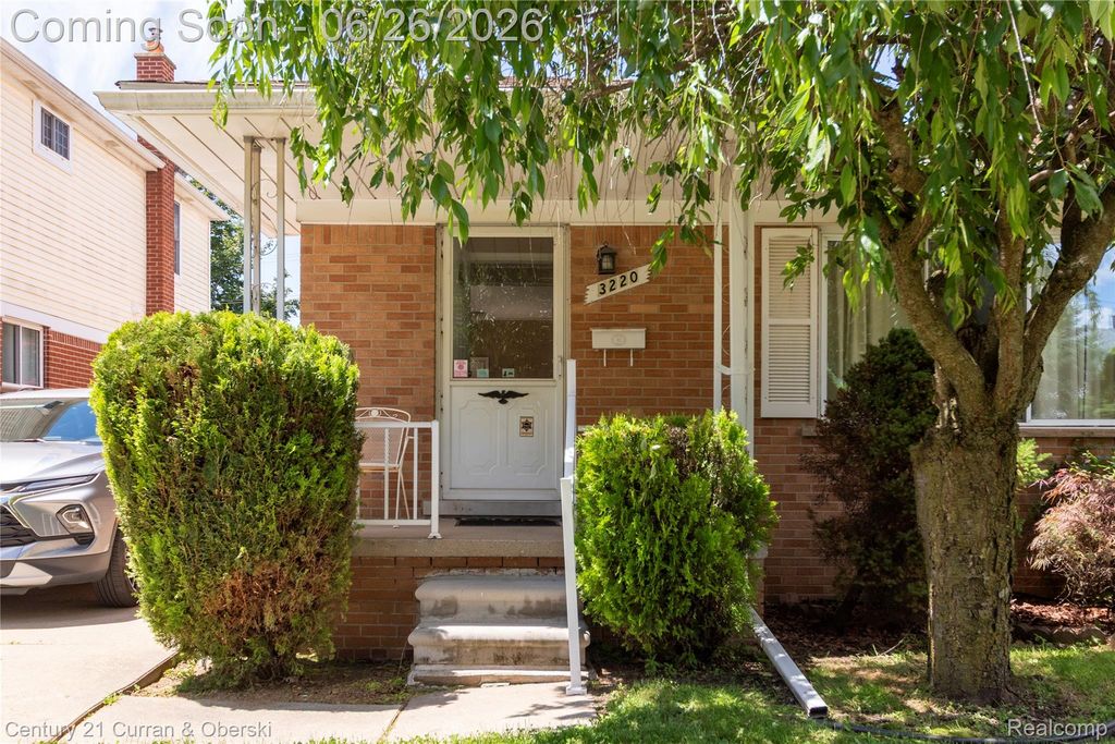 3220 Alice Street, Dearborn, MI 48124