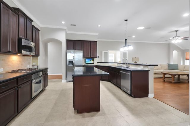 12310 Scherer Woods Court, Tomball, TX 77377