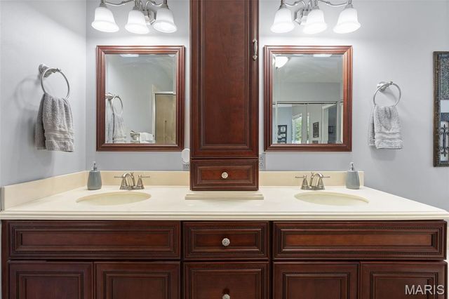 22191 Meremonte Road, Warrenton, MO 63383