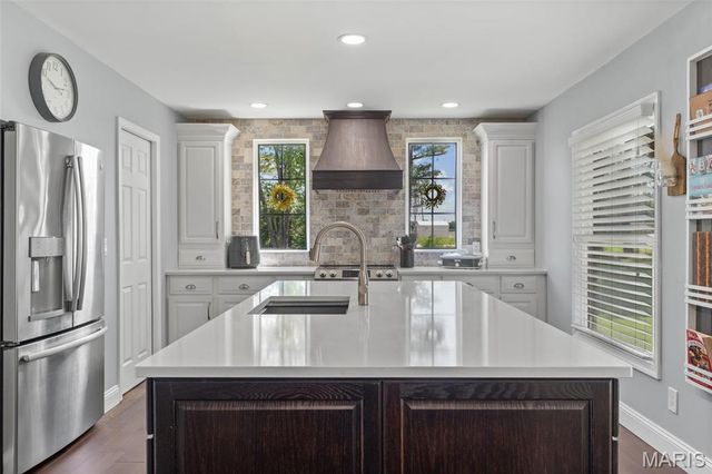 22191 Meremonte Road, Warrenton, MO 63383