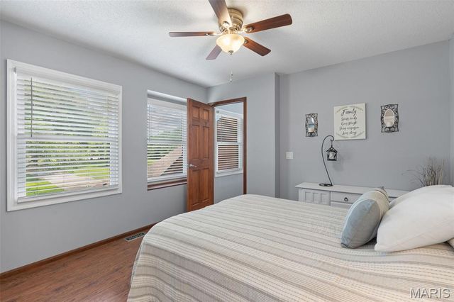 22191 Meremonte Road, Warrenton, MO 63383