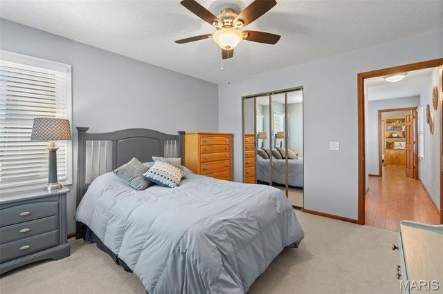 22191 Meremonte Road, Warrenton, MO 63383