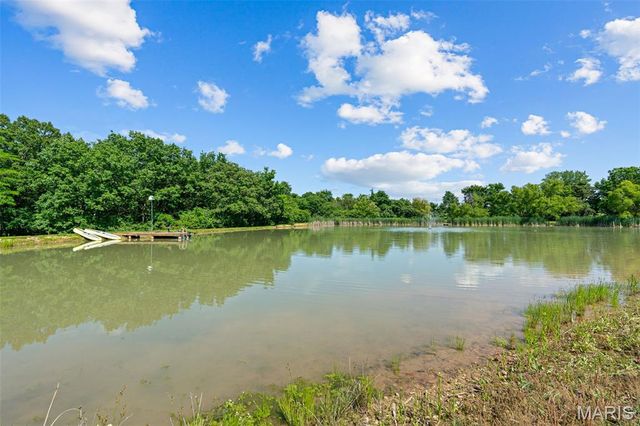 22191 Meremonte Road, Warrenton, MO 63383