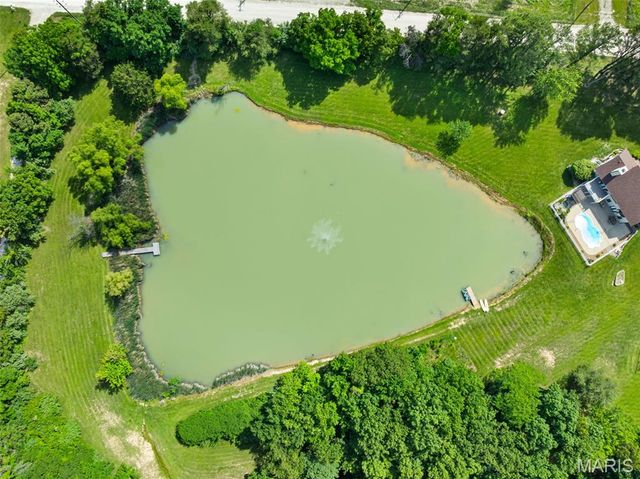 22191 Meremonte Road, Warrenton, MO 63383