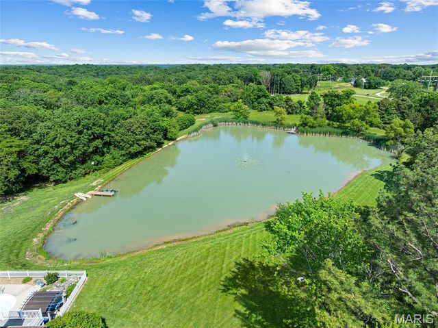 22191 Meremonte Road, Warrenton, MO 63383