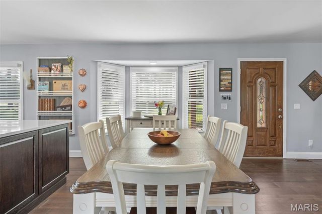 22191 Meremonte Road, Warrenton, MO 63383