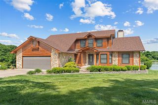 22191 Meremonte Road, Warrenton, MO 63383