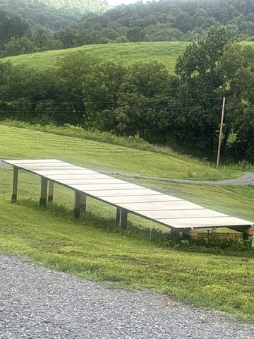 557 Ward Hollow Road, Shelbyville, TN 37160