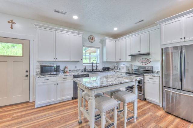 557 Ward Hollow Road, Shelbyville, TN 37160