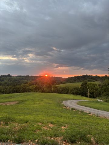 557 Ward Hollow Road, Shelbyville, TN 37160