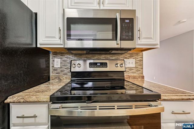 105 State Street 1H, Hackensack, NJ 07601