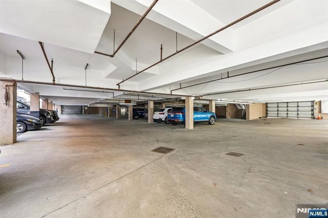 105 State Street 1H, Hackensack, NJ 07601