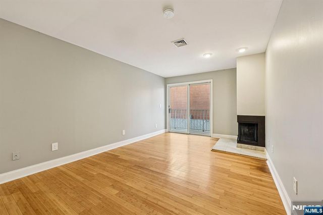 105 State Street 1H, Hackensack, NJ 07601