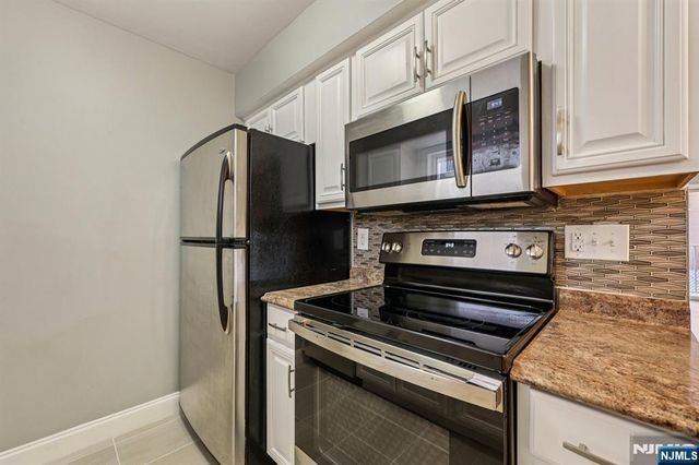 105 State Street 1H, Hackensack, NJ 07601