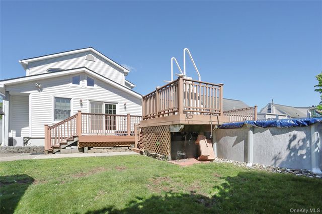 8 Wenzel Lane, Stony Point, NY 10980