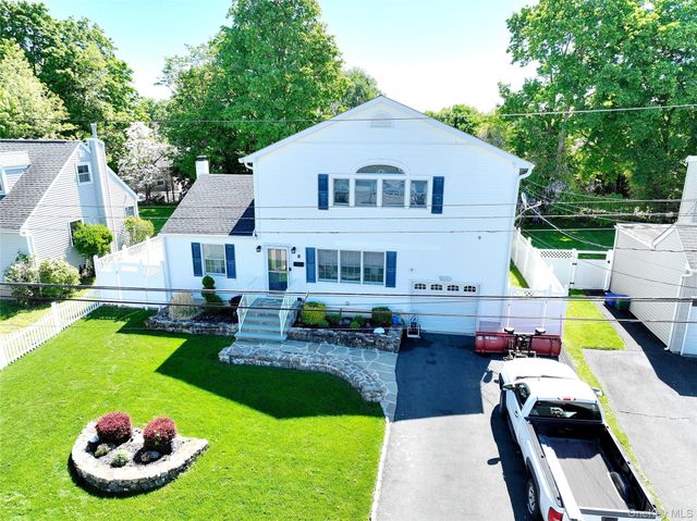 8 Wenzel Lane, Stony Point, NY 10980