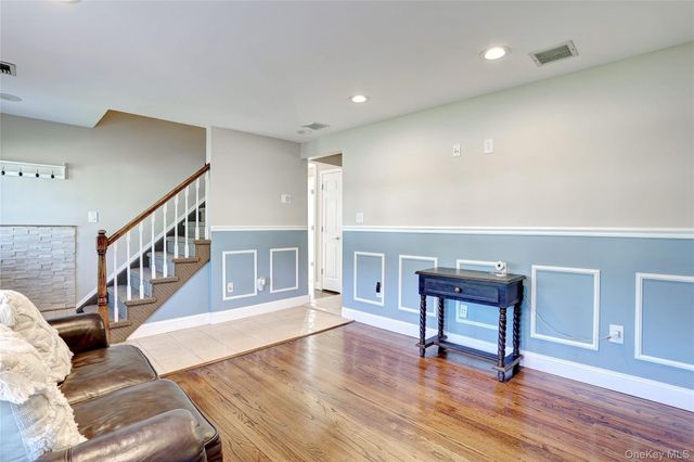 8 Wenzel Lane, Stony Point, NY 10980