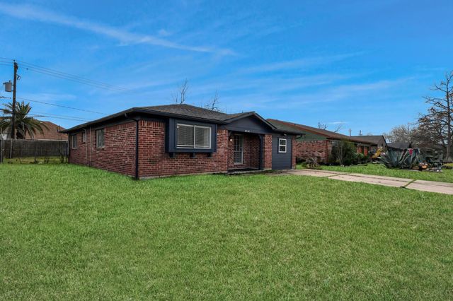 4114 Fairgreen Lane, Houston, TX 77047