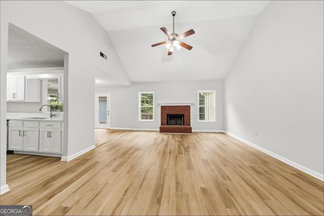 70 Shadowbrook Trace, Covington, GA 30016