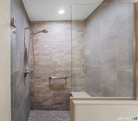351 Pemberwick Road 818, Greenwich, CT 06831