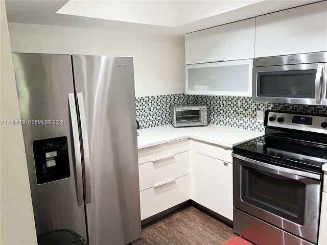 5530 NW 44th St 306C, Lauderhill, FL 33319