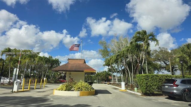 5530 NW 44th St 306C, Lauderhill, FL 33319