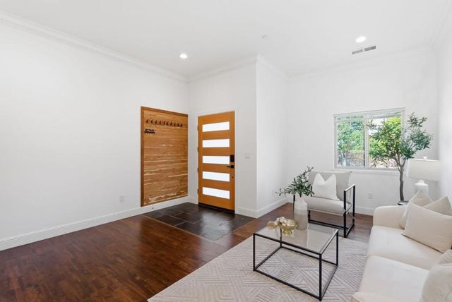 23051 Henry Lane, Hayward, CA 94541