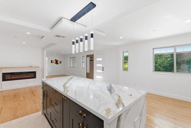 23051 Henry Lane, Hayward, CA 94541