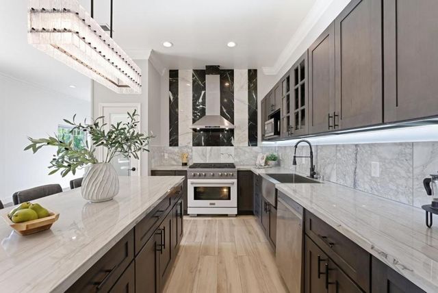 23051 Henry Lane, Hayward, CA 94541