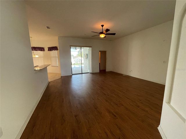 326 LAKE MARIANA WAY, Auburndale, FL 33823
