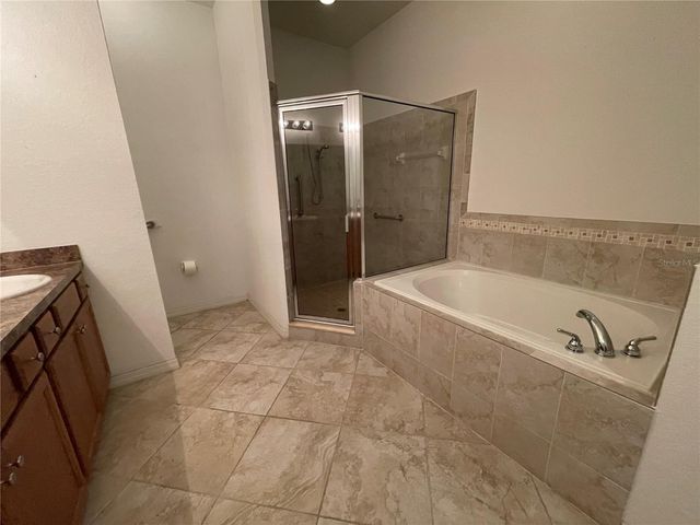 326 LAKE MARIANA WAY, Auburndale, FL 33823