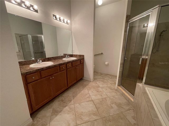 326 LAKE MARIANA WAY, Auburndale, FL 33823