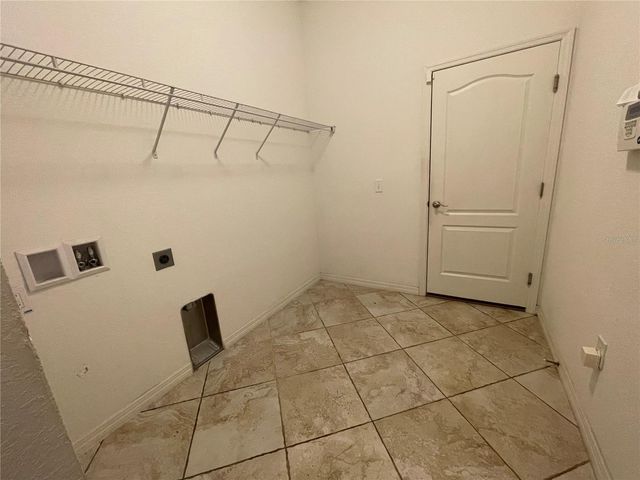 326 LAKE MARIANA WAY, Auburndale, FL 33823