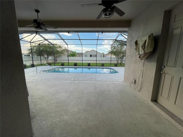 326 LAKE MARIANA WAY, Auburndale, FL 33823