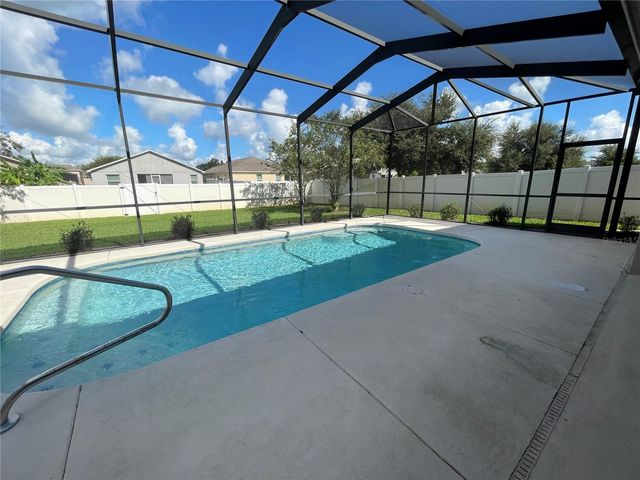 326 LAKE MARIANA WAY, Auburndale, FL 33823