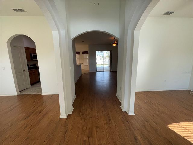 326 LAKE MARIANA WAY, Auburndale, FL 33823