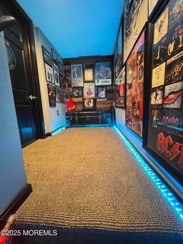 99 Gables Way, Jackson, NJ 08527