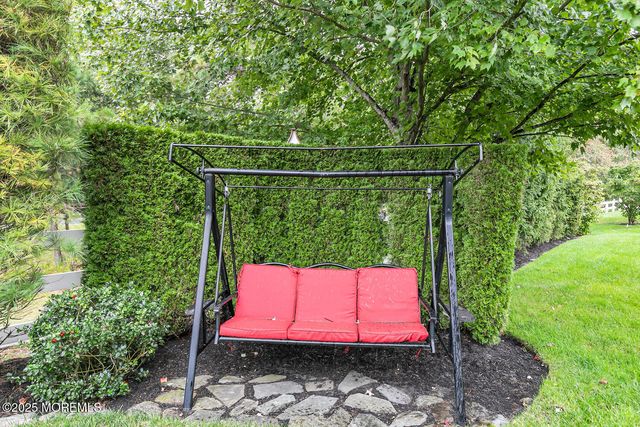 99 Gables Way, Jackson, NJ 08527