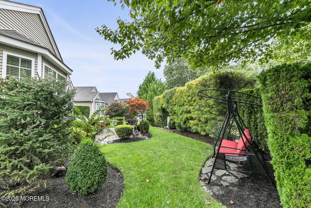 99 Gables Way, Jackson, NJ 08527